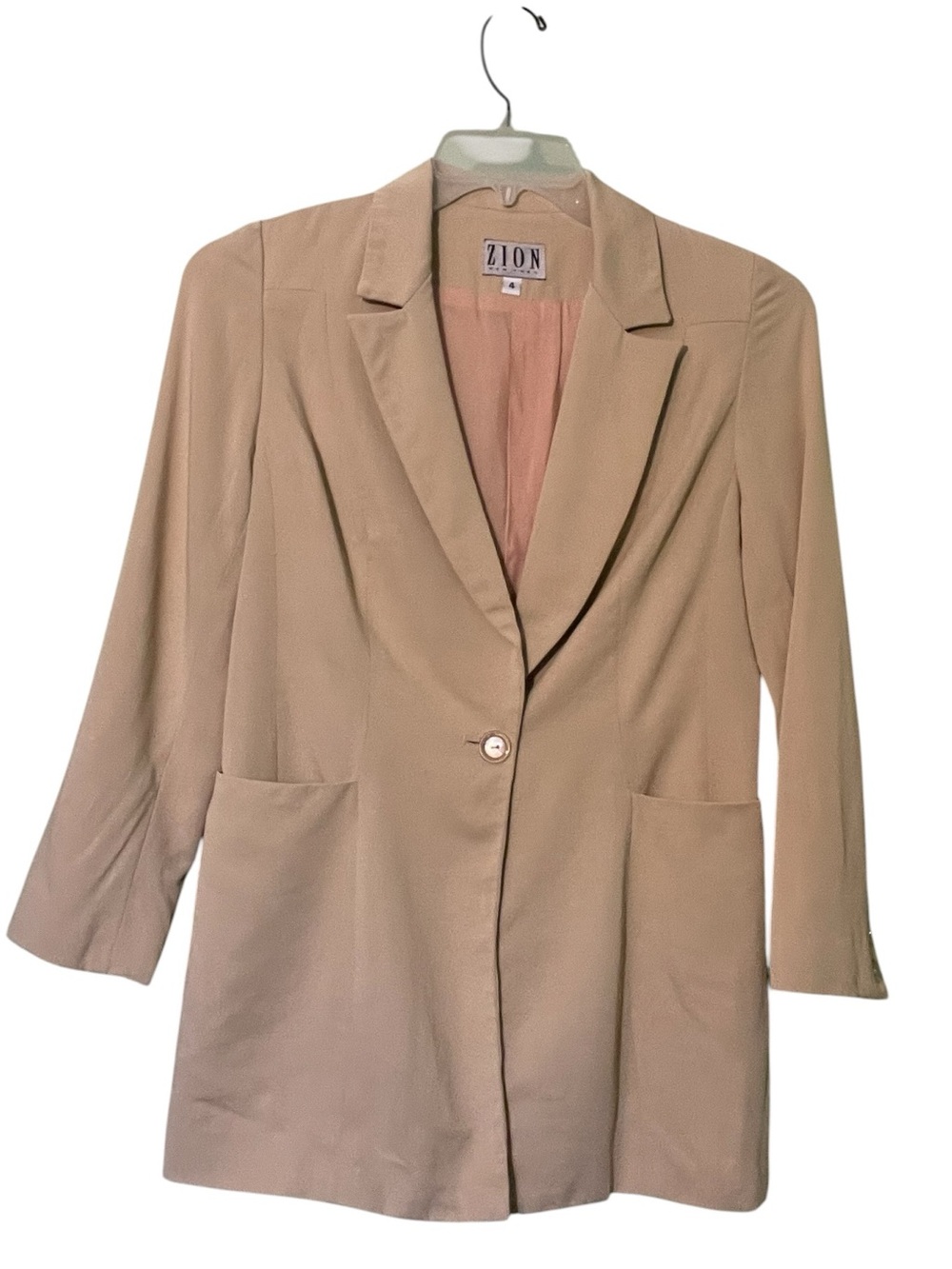Zion wool blend blazer, fabric from Italy. Size 4 GUC